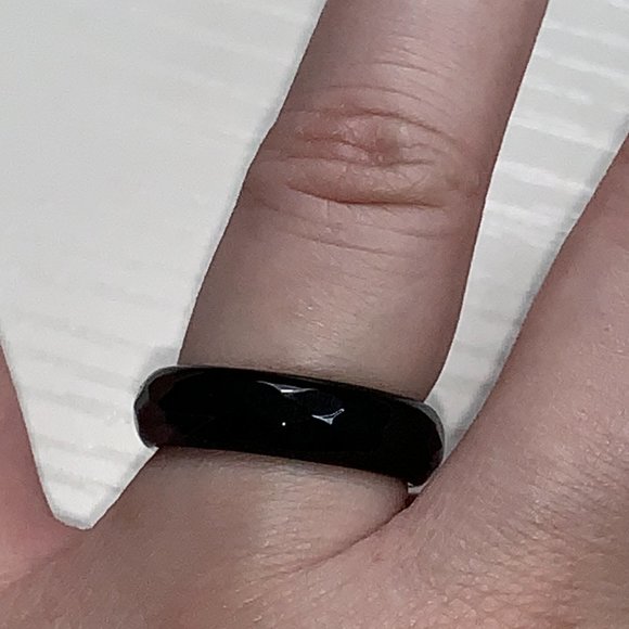 Faceted Onyx Solitaire Rings - Picture 4 of 16